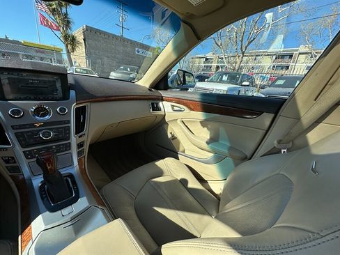 Used 2010 Cadillac CTS Premium image 16