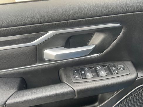 Used 2024 RAM 1500 Lone Star image 11