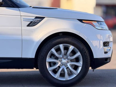 Used 2015 Land Rover Range Rover Sport HSE image 18