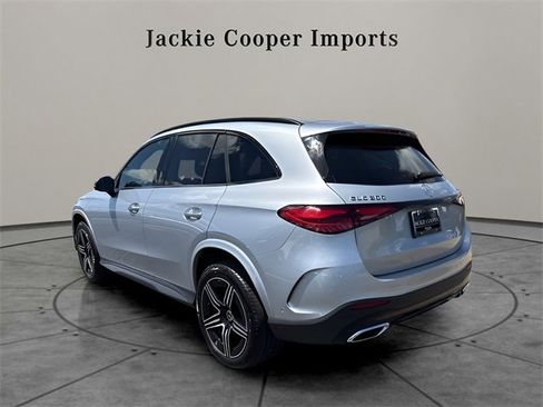 Certified 2025 Mercedes-Benz GLC 300 4MATIC image 3