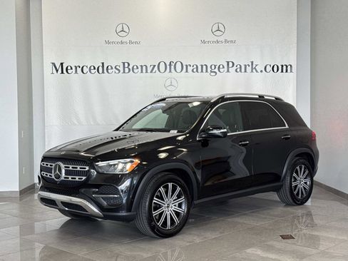 Certified 2025 Mercedes-Benz GLE 450e 4MATIC w/ Driver Assistance Package image 1