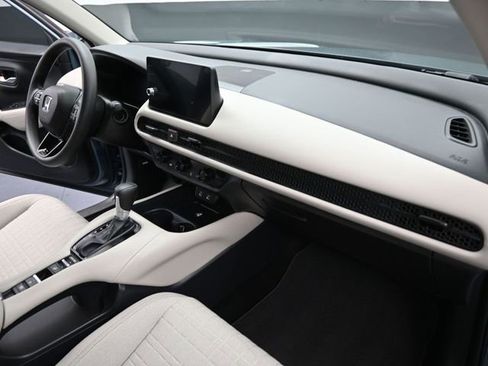 Certified 2026 Honda HR-V LX image 26