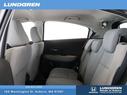 Used 2019 Honda HR-V LX image 14