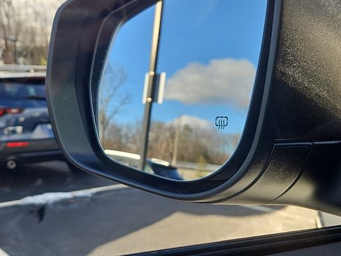 Used 2024 Jeep Grand Cherokee L Laredo w/ Trailer Tow Package image 13