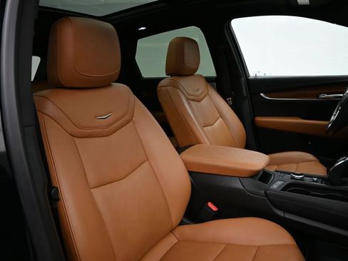 Certified 2023 Cadillac XT5 Premium Luxury AWD/4WD image 35
