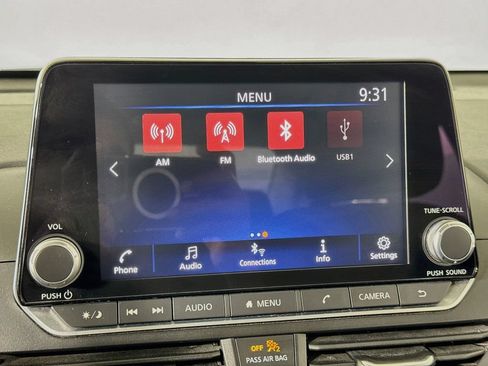 Used 2024 Nissan Altima 2.5 SV FWD image 28