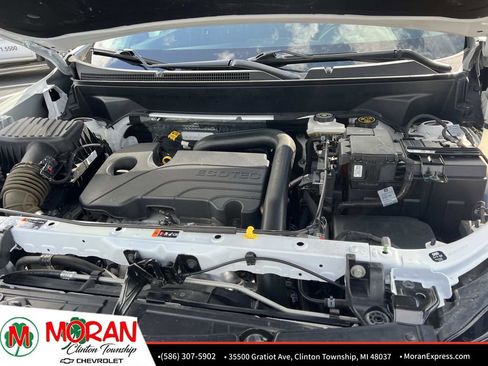 Certified 2024 Chevrolet Equinox LT w/ LPO, Floor Liner Package image 11