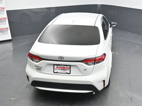 Used 2021 Toyota Corolla LE image 31