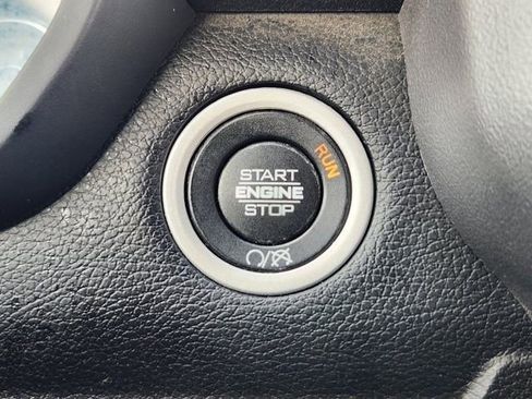 Used 2024 RAM 2500 Big Horn AWD/4WD image 19