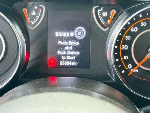 Used 2022 Jeep Gladiator Willys image 13