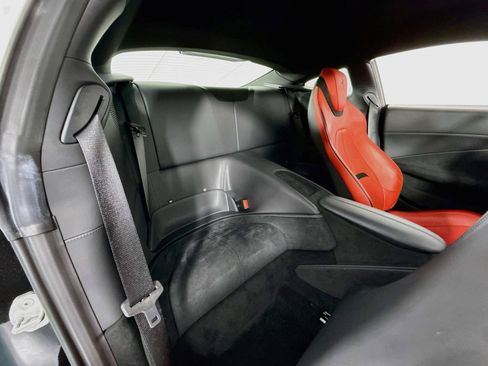 Used 2022 Ferrari Roma RWD image 30