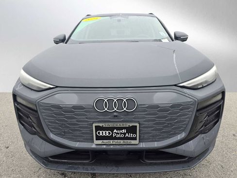 Used 2025 Audi Q6 e-tron Premium w/ Convenience Package image 8