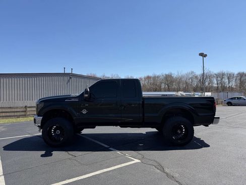 Used 2015 Ford F350 XLT image 1