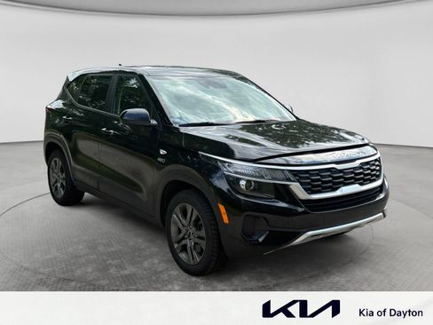 Used 2022 Kia Seltos LX AWD/4WD image 3