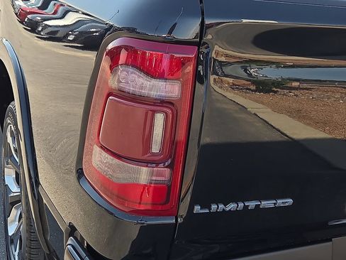 Used 2023 RAM 1500 Limited AWD/4WD image 9