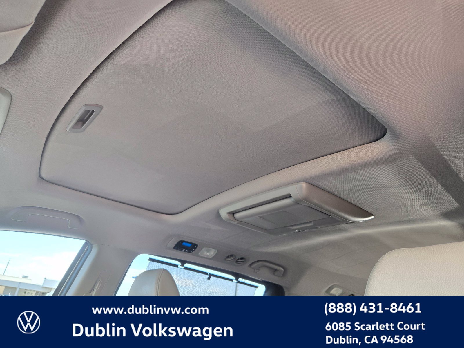 Used 2012 Honda Odyssey Touring image 18