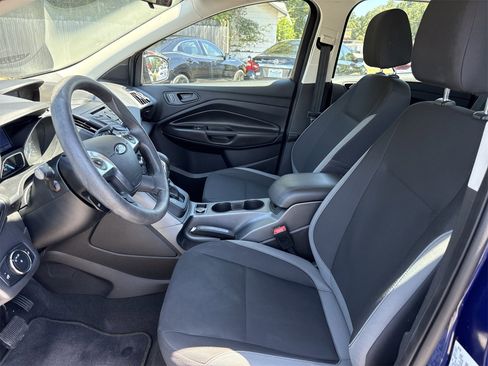 Used 2014 Ford Escape S image 9