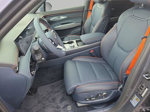 New 2026 Genesis GV70 2.5T Sport Prestige AWD/4WD image 9
