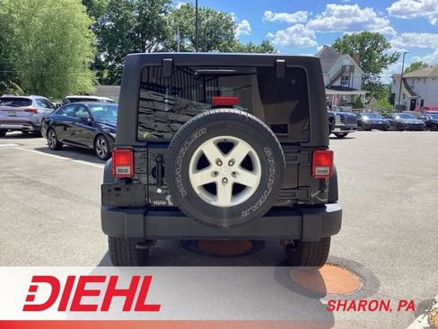 Used 2017 Jeep Wrangler Unlimited Sport w/ Quick Order Package 24S AWD/4WD image 6