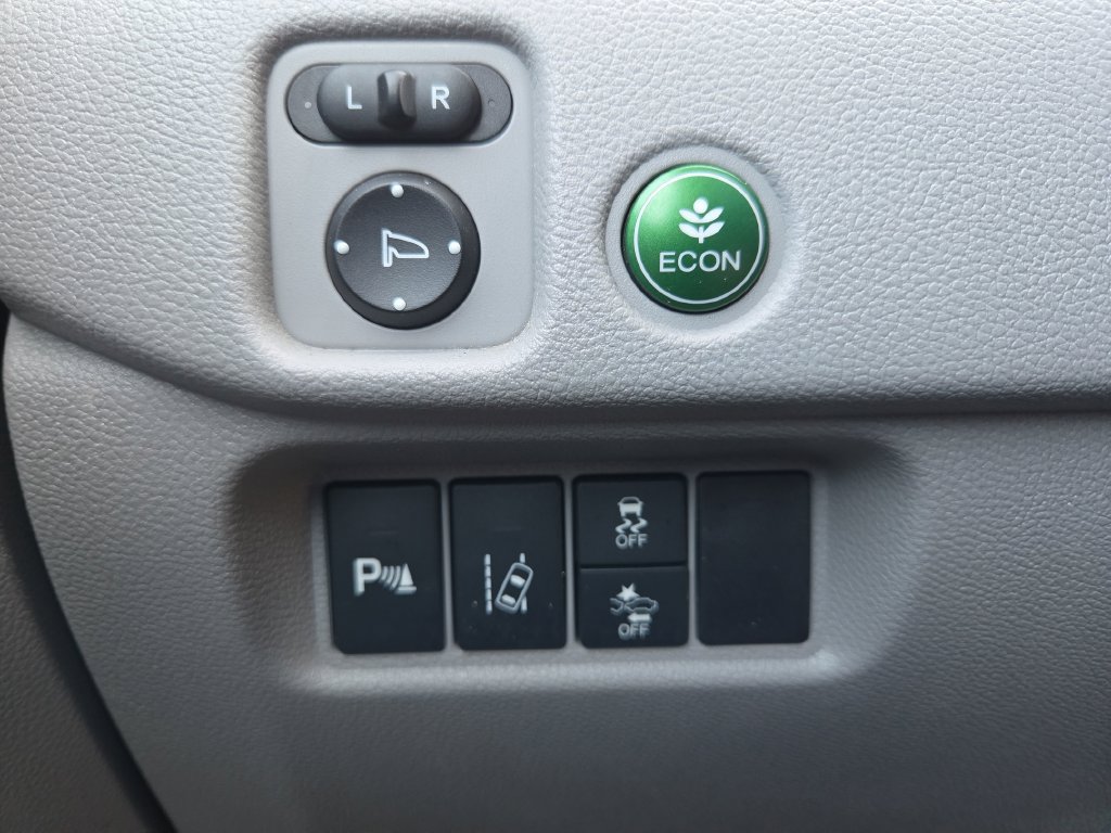 Used 2017 Honda Pilot Touring image 26