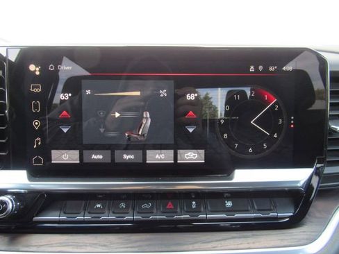 Used 2025 GMC Sierra 1500 SLT image 48