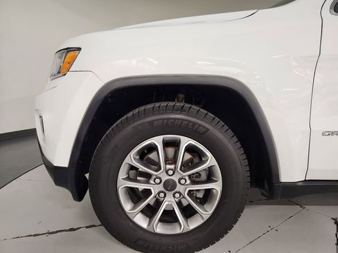 Used 2016 Jeep Grand Cherokee Limited image 11