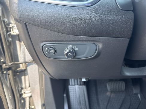 Used 2024 Chevrolet Equinox LS w/ Sport Edition FWD image 23
