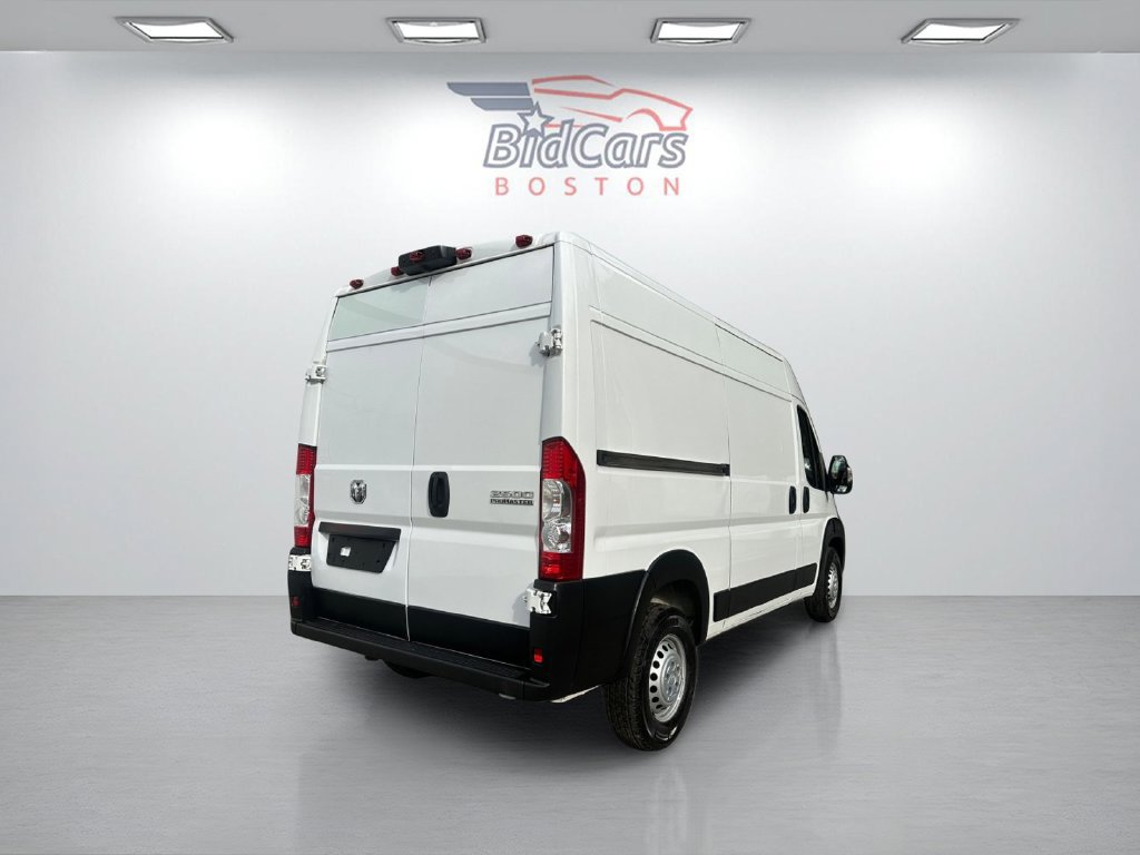Used 2025 RAM ProMaster 2500 w/ Convenience Group FWD image 4