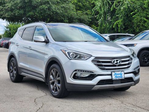 Used 2018 Hyundai Santa Fe Sport w/ 2.0T Ultimate Tech Package 05 FWD image 3