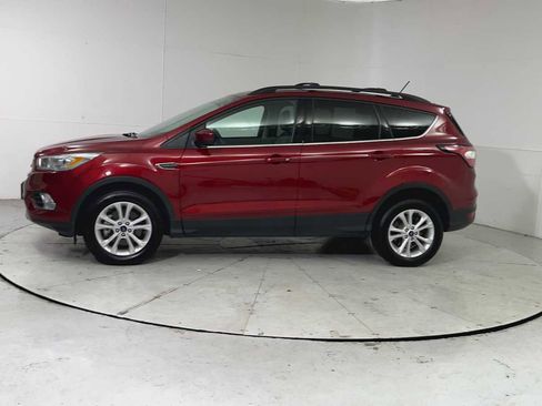 Used 2018 Ford Escape SEL image 5