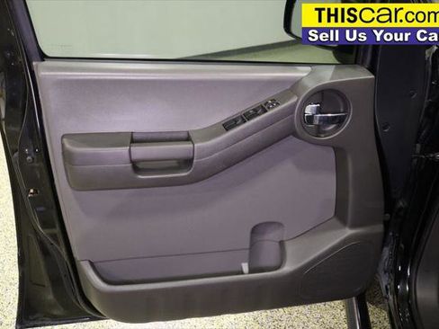 Used 2012 Nissan Xterra X image 21