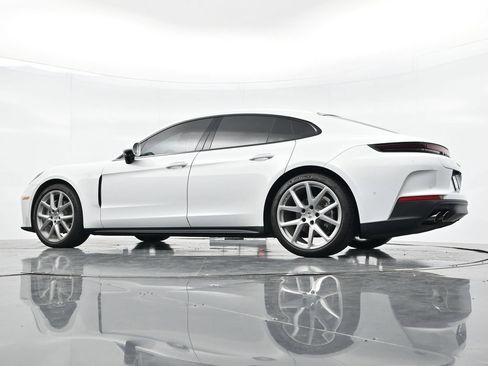 Certified 2024 Porsche Panamera 4 AWD/4WD image 26
