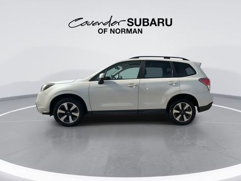 Used 2018 Subaru Forester 2.5i Premium w/ All-Weather Package image 5