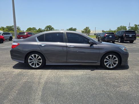 Used 2013 Honda Accord Sport image 3