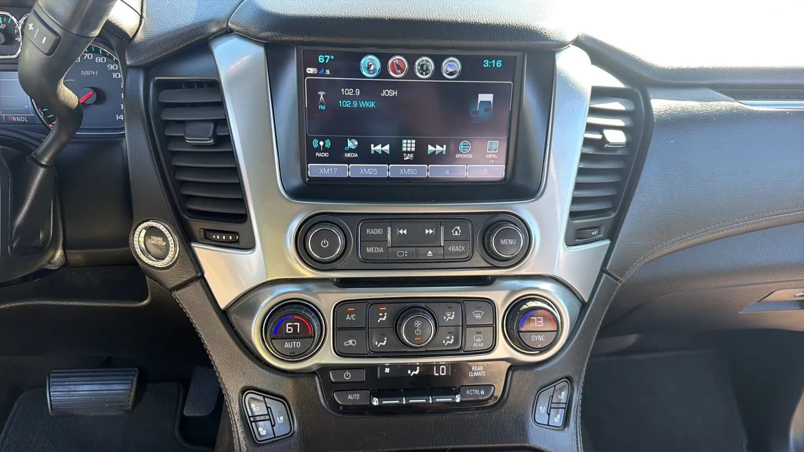 Used 2018 Chevrolet Tahoe Premier AWD/4WD image 17