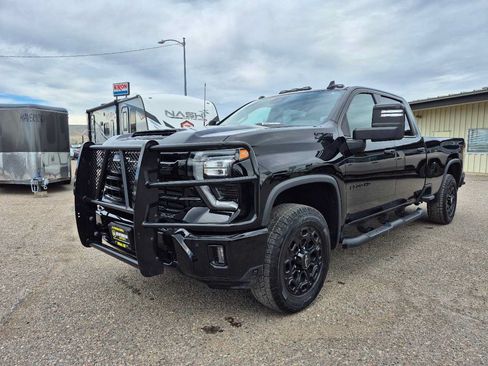 Used 2024 Chevrolet Silverado 2500 LTZ w/ LTZ Plus Package AWD/4WD image 11