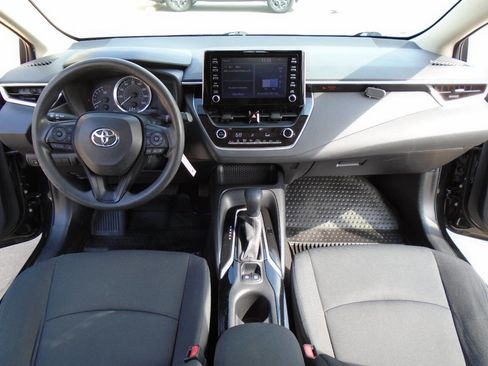 Used 2020 Toyota Corolla LE image 13