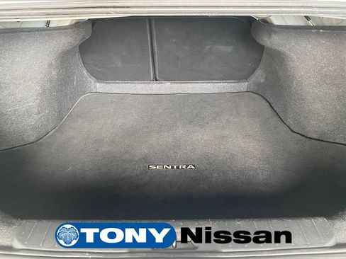 Used 2024 Nissan Sentra SV FWD image 29