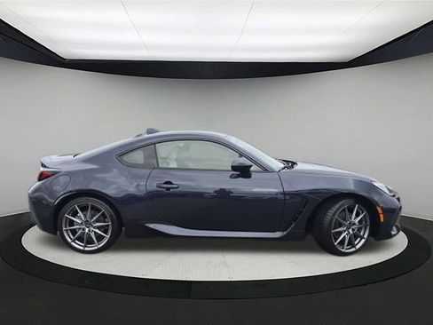 Used 2025 Subaru BRZ Limited w/ Popular Package 2 image 8