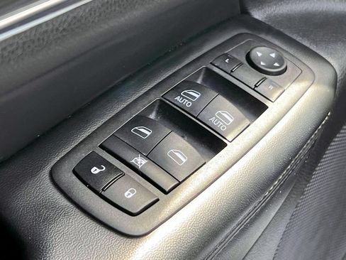 Certified 2022 Jeep Grand Cherokee Limited AWD/4WD image 18