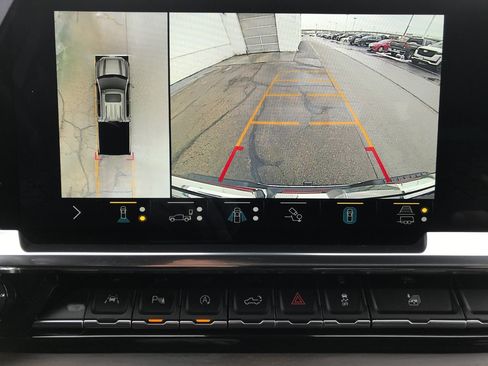 Used 2022 GMC Sierra 1500 SLT w/ SLT Premium Plus Package image 18