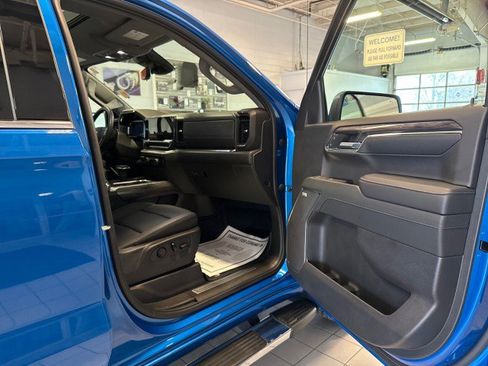 Used 2024 Chevrolet Silverado 1500 LTZ w/ LTZ Premium Package image 29