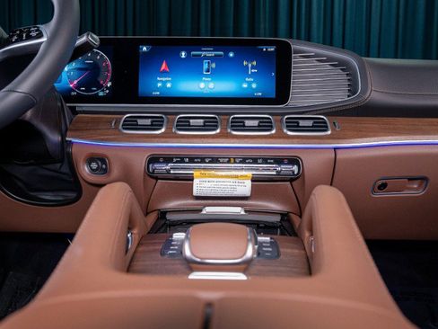 New 2026 Mercedes-Benz GLS 450 4MATIC image 20