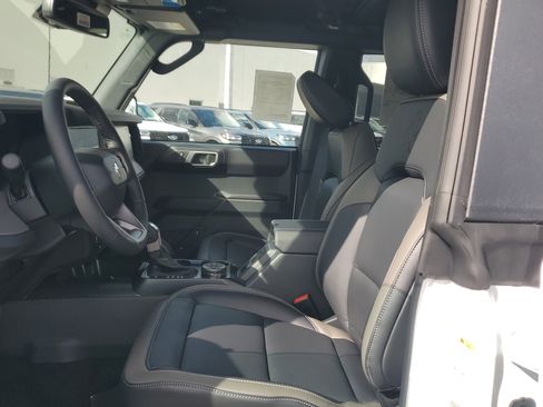 New 2026 Ford Bronco Outer Banks image 10