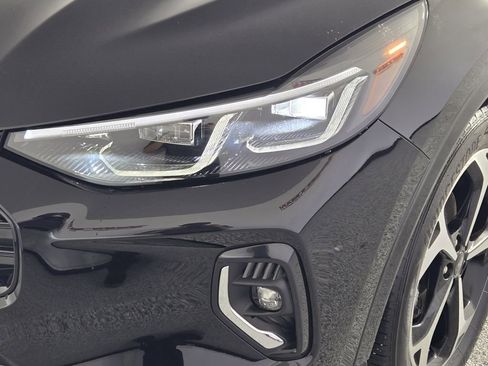 Used 2023 Ford Escape ST-Line Elite AWD/4WD image 10