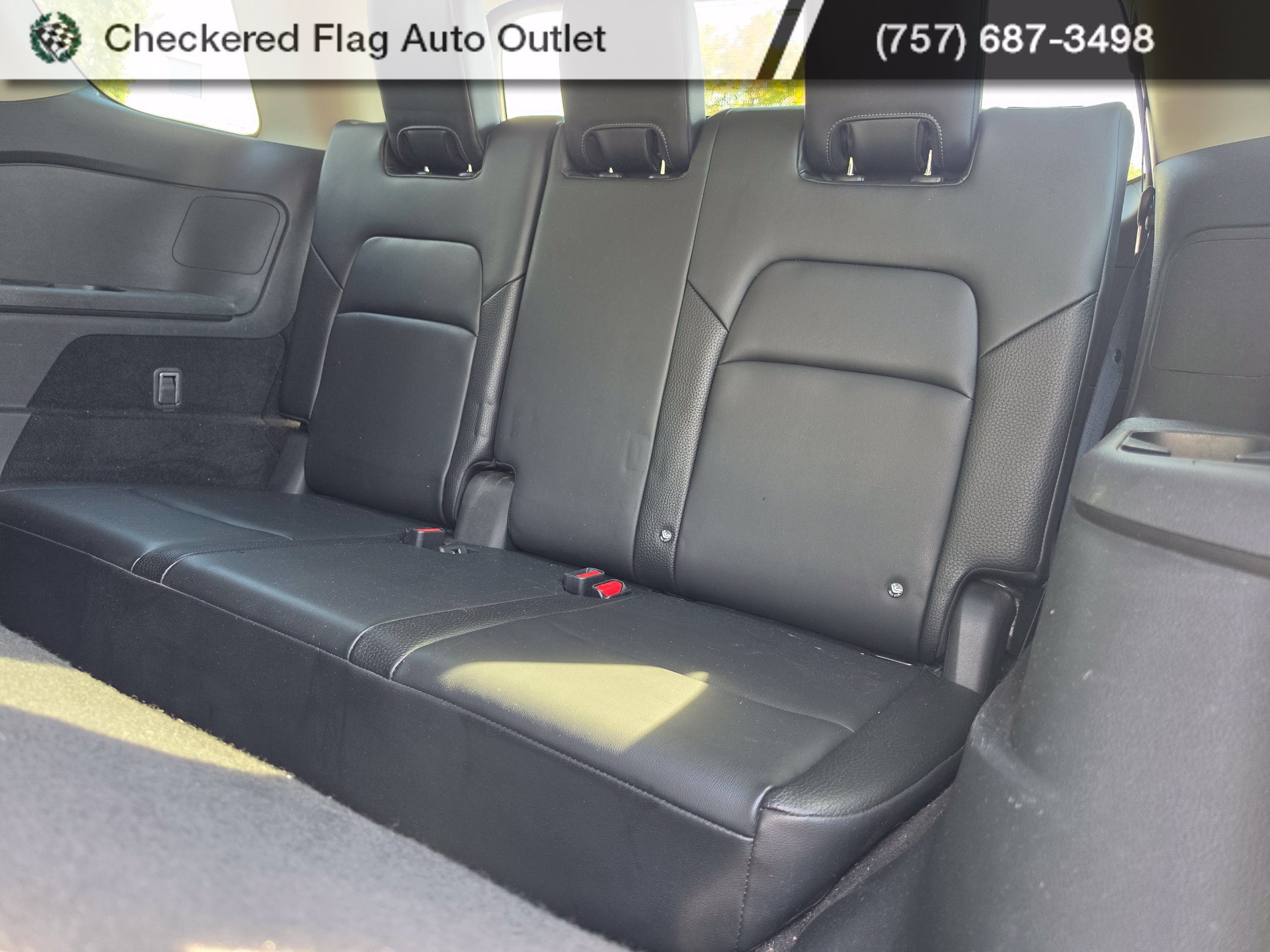 Used 2022 Nissan Pathfinder SL w/ SL Black Package FWD image 20