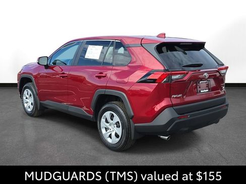 Used 2025 Toyota RAV4 LE image 9