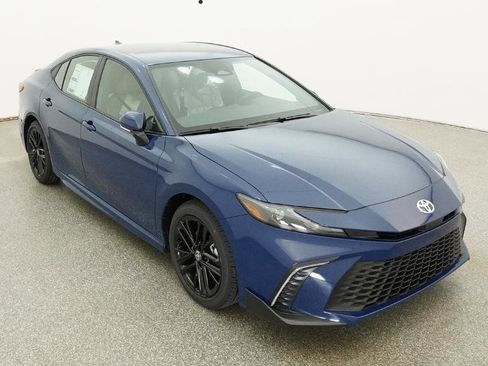 New 2026 Toyota Camry SE FWD image 16