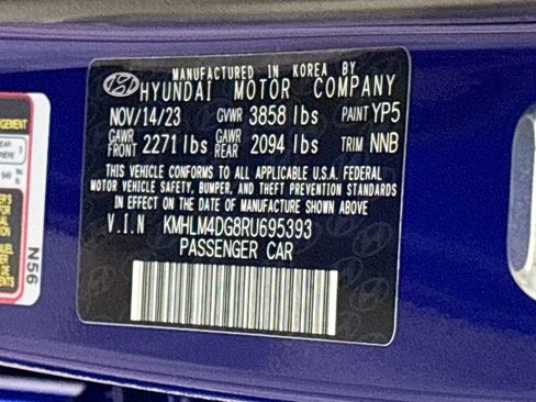 Used 2024 Hyundai Elantra SEL FWD image 25