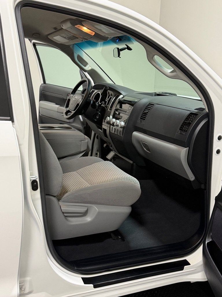 Used 2012 Toyota Tundra 4x4 Double Cab w/ Tow Pkg image 11